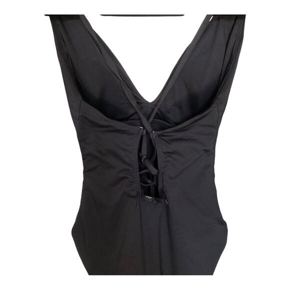 Andie NWT The Bali Flattering Neckline One Piece Swimsuit Black Small Tall - Picture 4 of 15